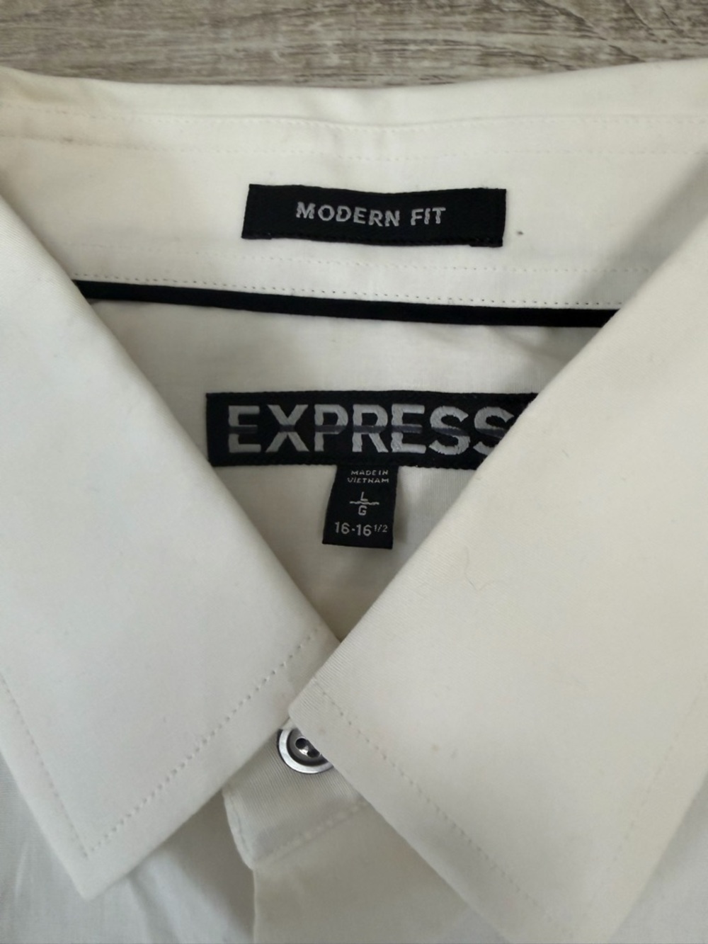 Men's Cream/White Long-Sleeve Button-Down Shirt - Modern Fit size L 16-161/2 - Picture 3 of 3